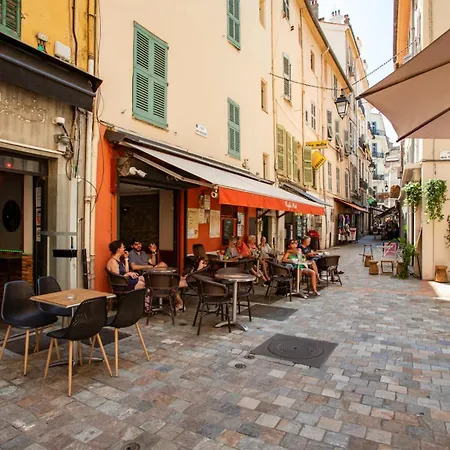 Rue Meynadier * Cannes